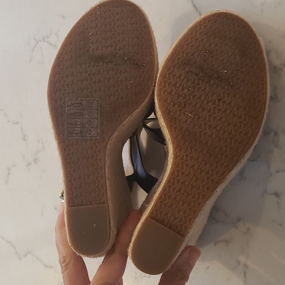 Authentic Michael Kors Wedges - Picture 7 of 9